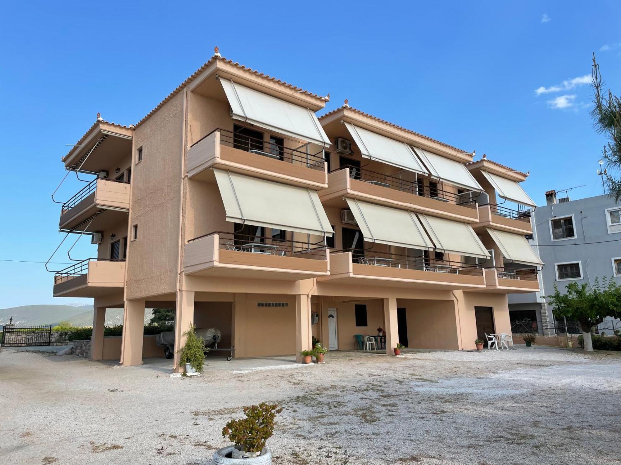 Finikas Apartment Iria Exterior photo